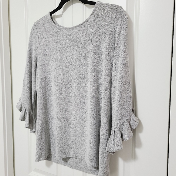 ANN TAYLOR Grey Top - Picture 4 of 9
